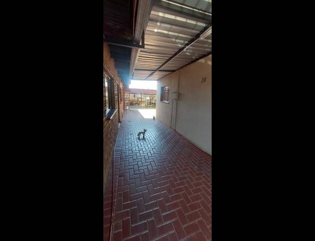 3 BEDROOM HOUSE FOR SALE IN LAUDIUM